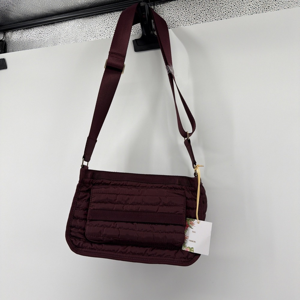 Quilted Puffer Crossbody Bag Burgundy Wine Nylon‎ Adjustable Strap NWT